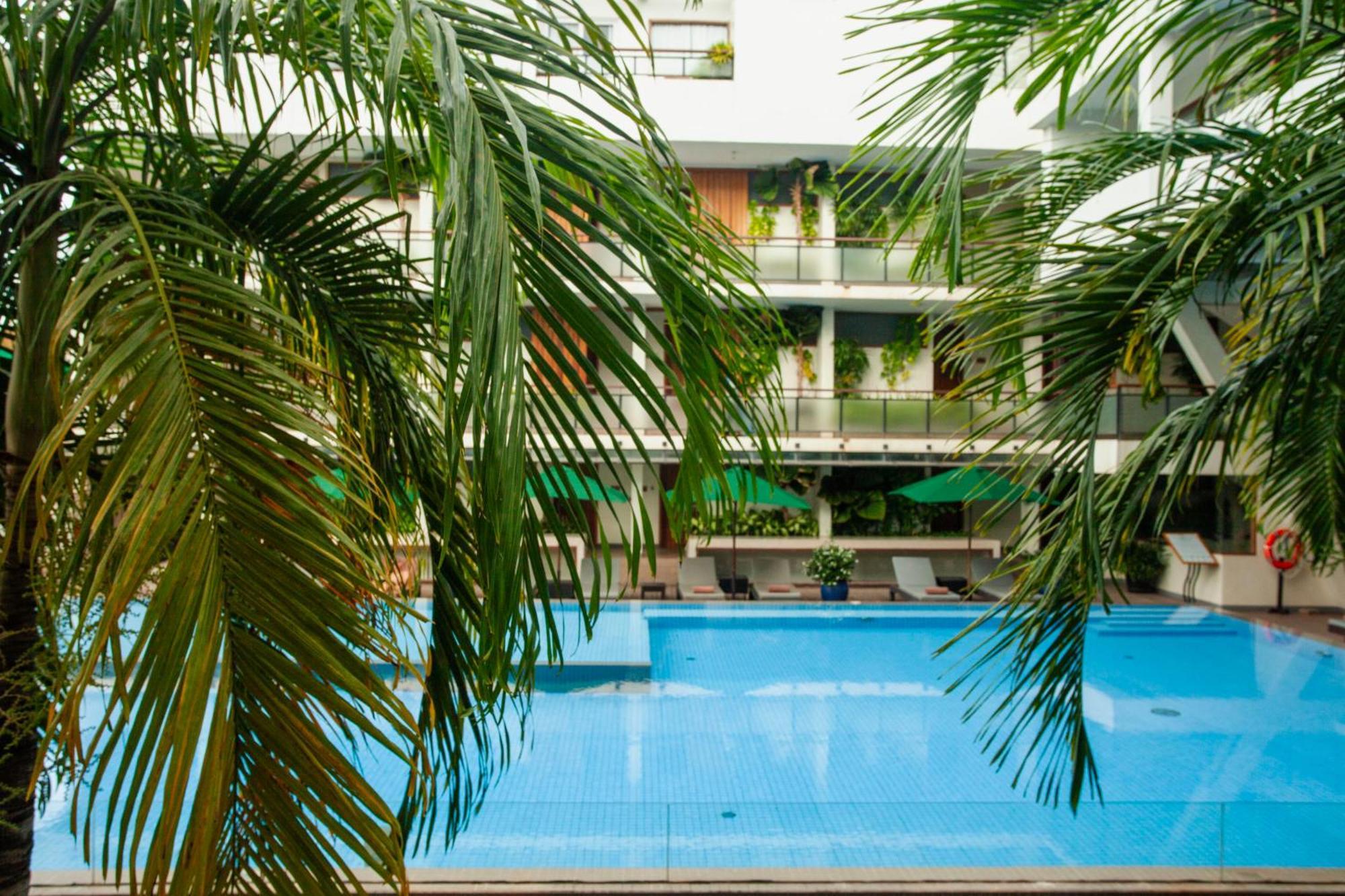 Hotel Somadevi Angkor Boutique And Resort Siem Reap Bagian luar foto